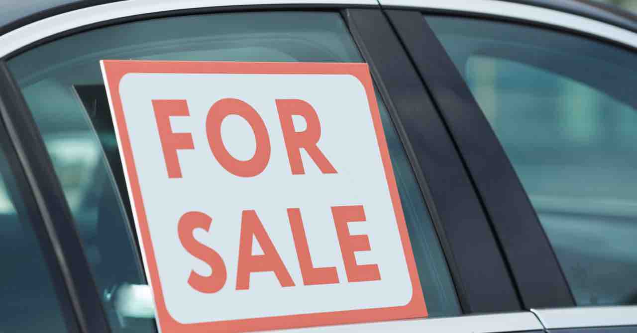 ガリバーアウトレットの販売車