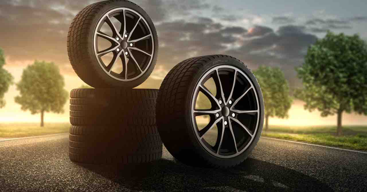 中古タイヤを高く売る方法