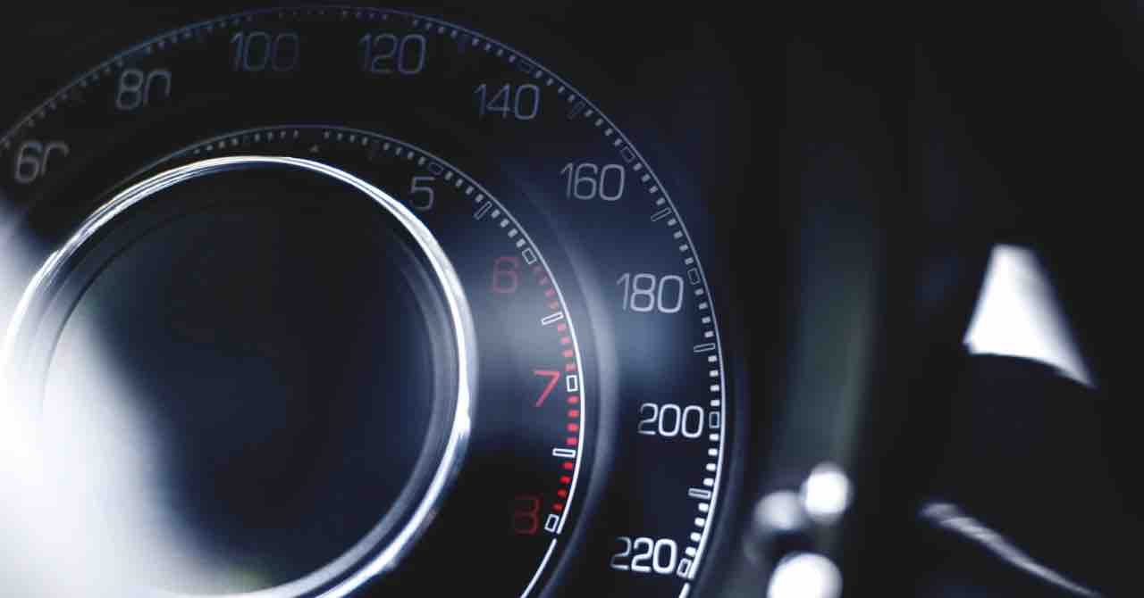 スイフトの走行距離と買取価格