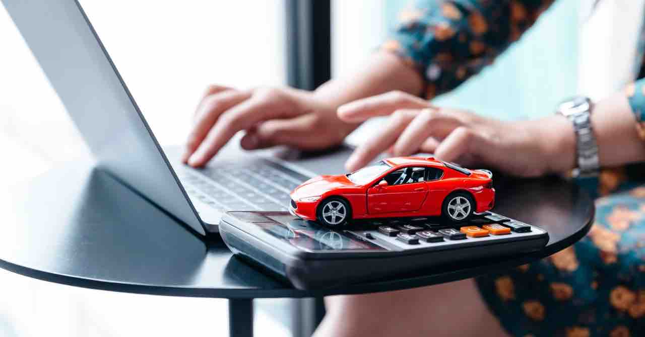 中古のフィットの探し方