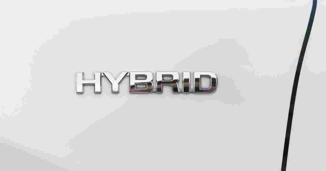 中古のハイブリッドはなぜ人気